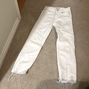 COPY - Zara white jeans. Size 2/34. Straight leg. Frayed.